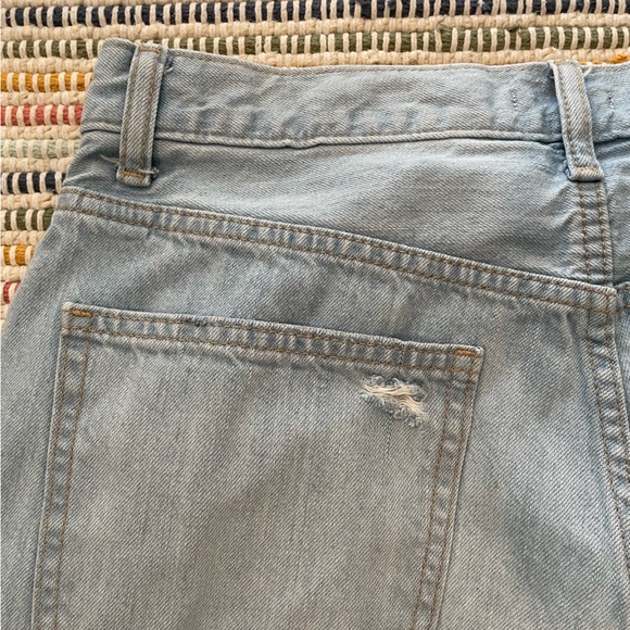 🍁Uniqlo Distressed Peg Top Light Wash Cropped Raw Hem Jeans Y2K Size 30 - Picture 6 of 7